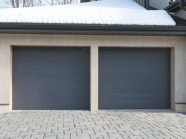Cекционные ворота 2600х2350 мм антрацитовые DoorHan RSD02, chita.doorhan.ru